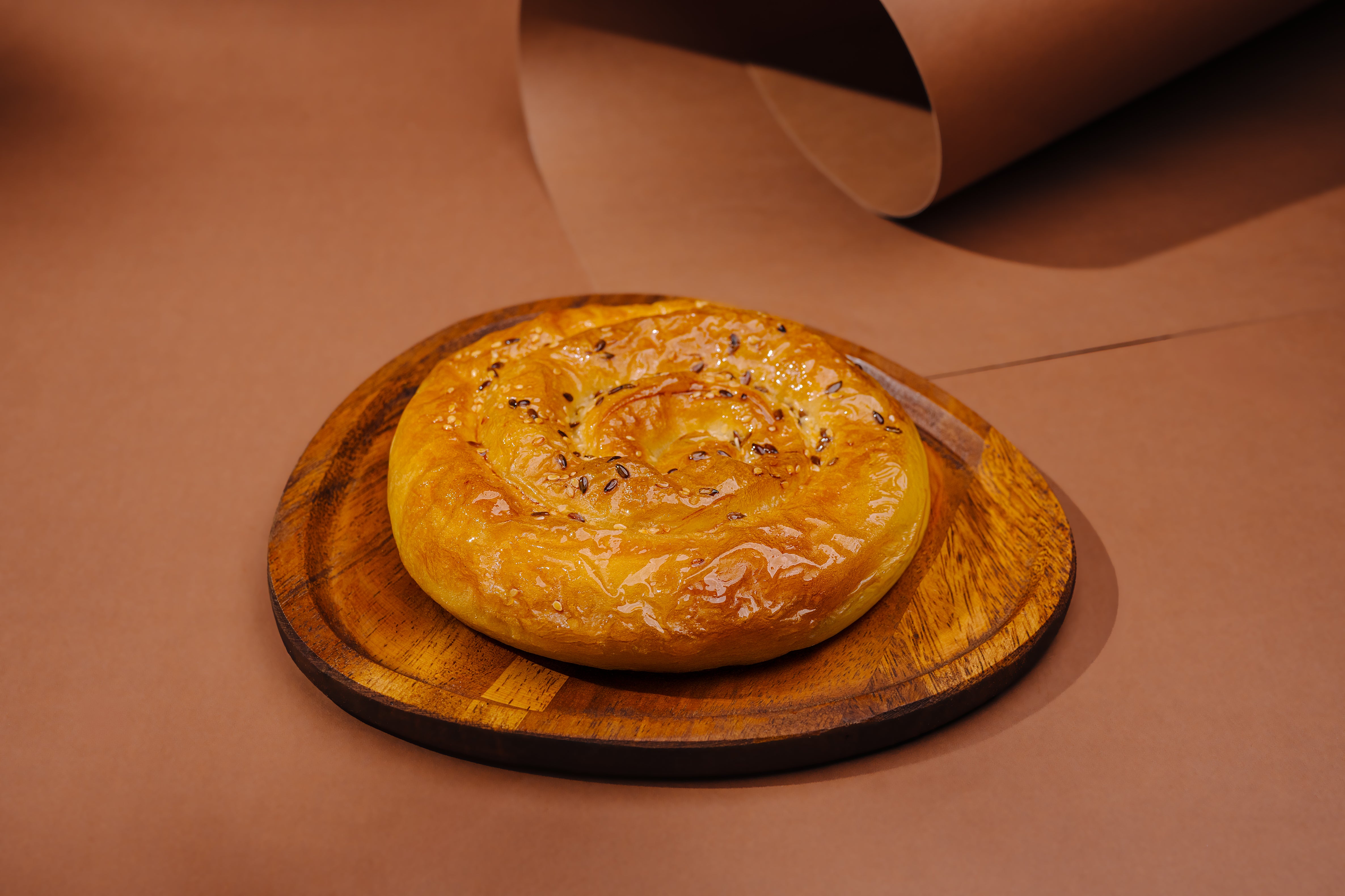 Plăcintă cu brânză și verdeață